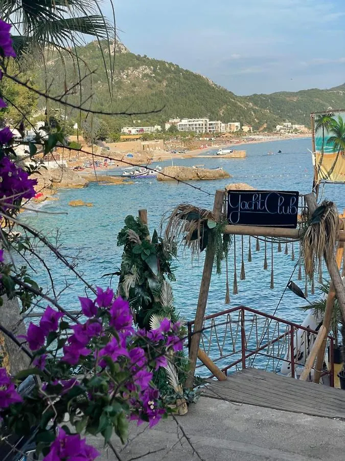 Grand Boutique Hotel Dhermi