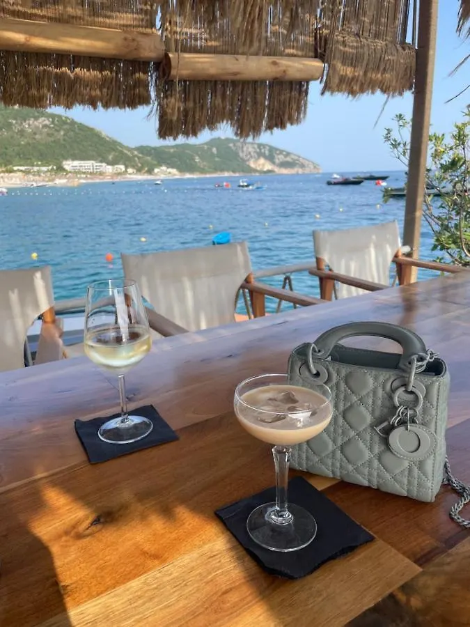 Grand Boutique Hotel Dhërmi 0*,